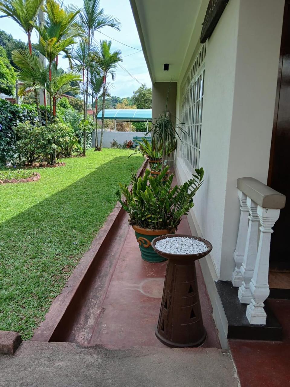 Kandy Twin Hostel エクステリア 写真